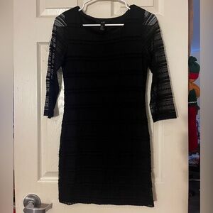 Forever 21 (XXI) Black Textured Long Sleeve Dress